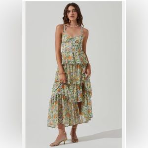 Astr the label floral tiered midsummer dress